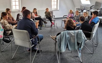 Teatr czujemy i teatrem się bawimy!
