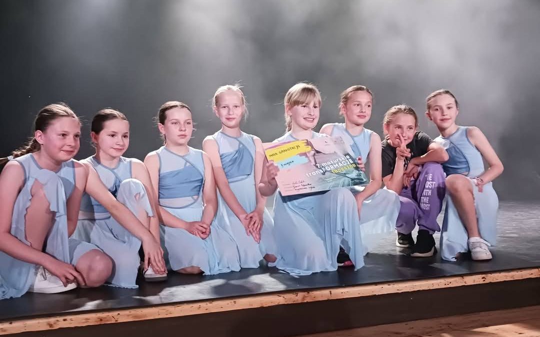 Taneczne sukcesy grup tańca współczesnego